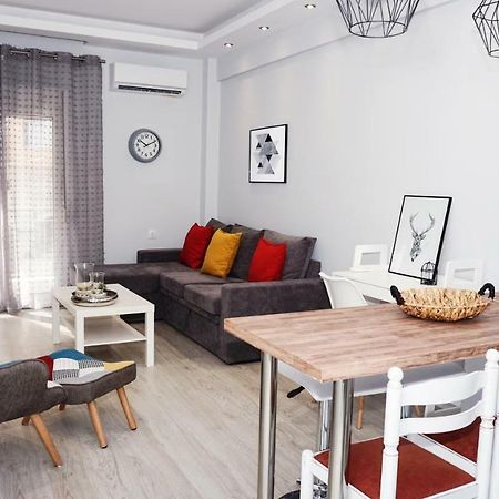 Cozy Home In Thessaloniki Center Bagian luar foto
