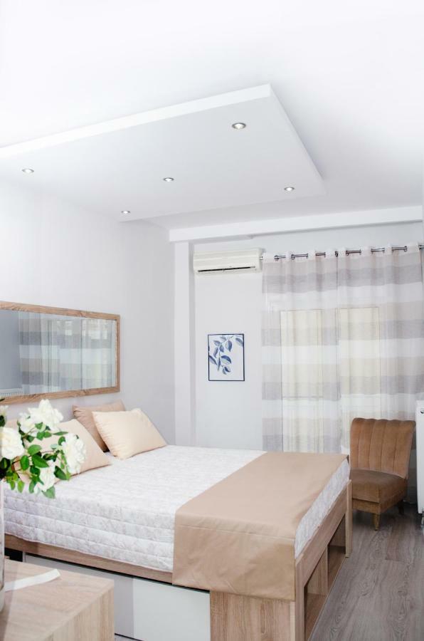 Cozy Home In Thessaloniki Center Bagian luar foto